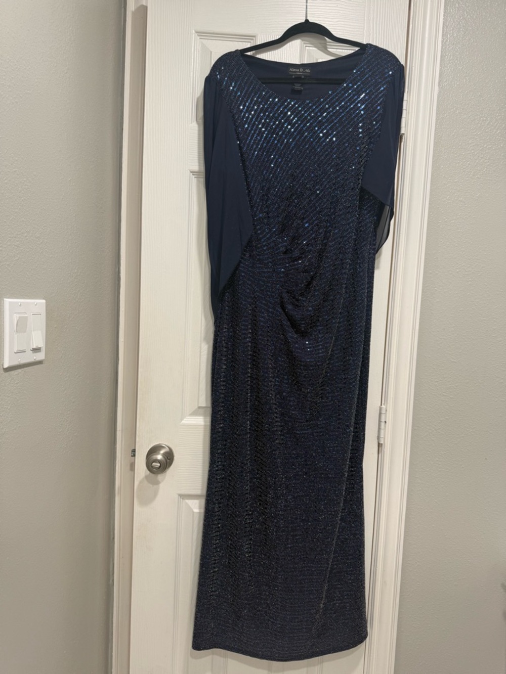 Navy Sequin Formal Evening Gown - Long Women's 👗
